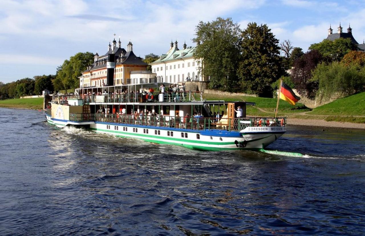 Restaurant Und Pension Zur Puppenstube Stolpen Exterior photo